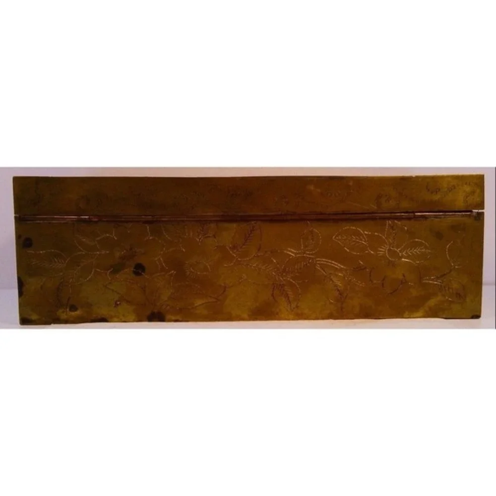 WHITMANS Chocolates Vintage Brass Fu Box Wood Lined Floral Tin one of a kind‎